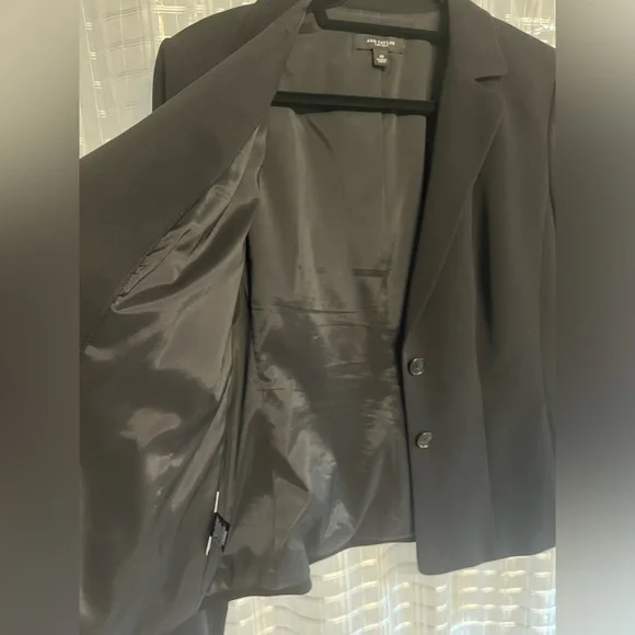 Ann Taylor Black Suit Jacket size 10 - Picture 4 of 4